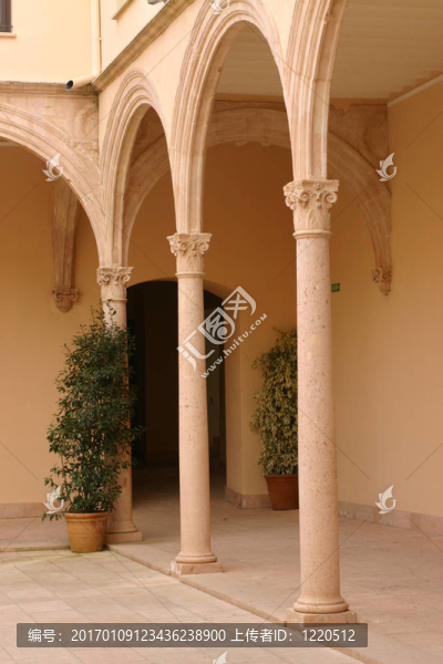 隆達(dá)西班牙四合院