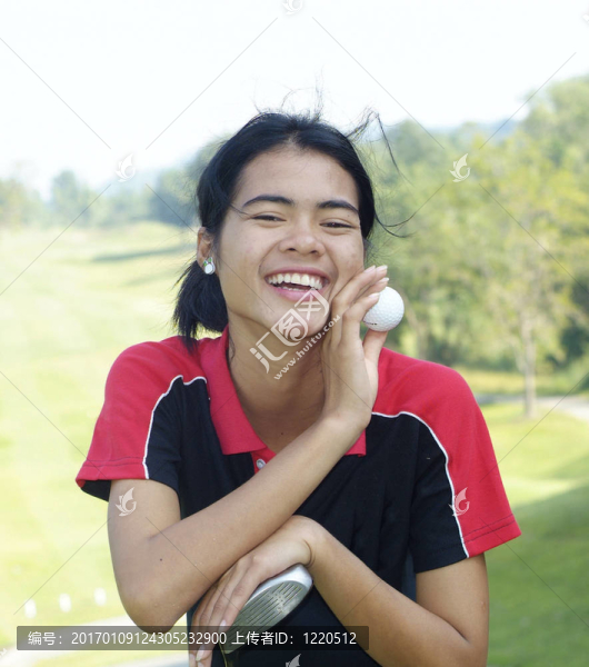 女高爾夫球員笑