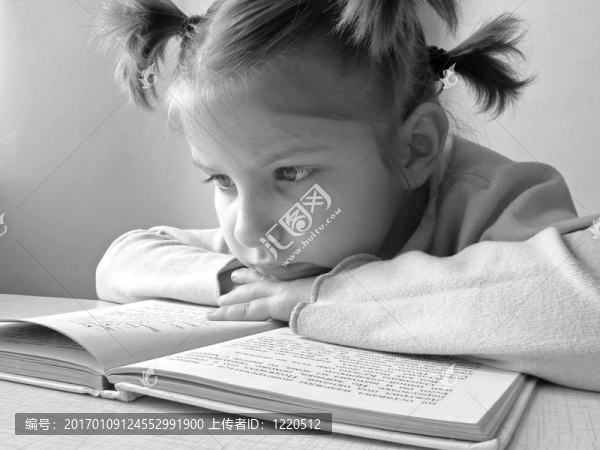 女孩與書1
