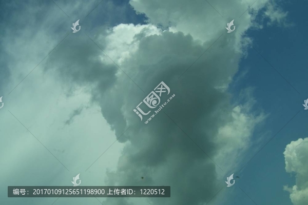 多云的天空