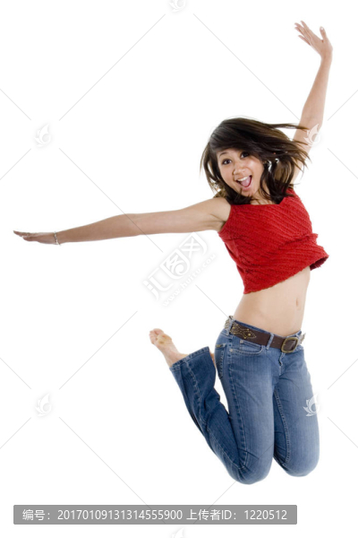 跳躍的女孩-匯圖網(wǎng) www.fosd68.com 跳躍的女孩