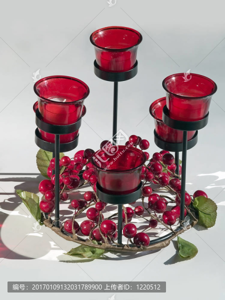 燭臺(tái)-匯圖網(wǎng) www.fosd68.com 燭臺(tái)