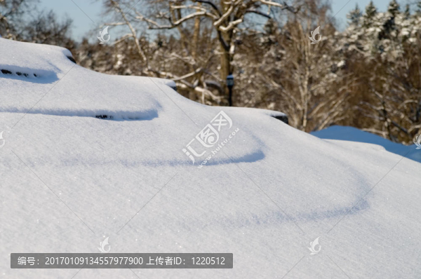 白雪覆蓋的步驟