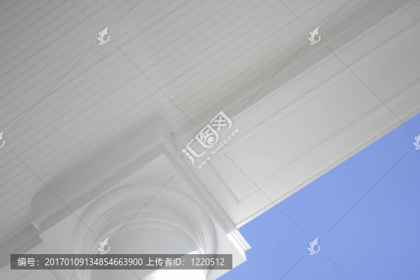 對歷史建筑的門廊天花板的細(xì)節(jié)