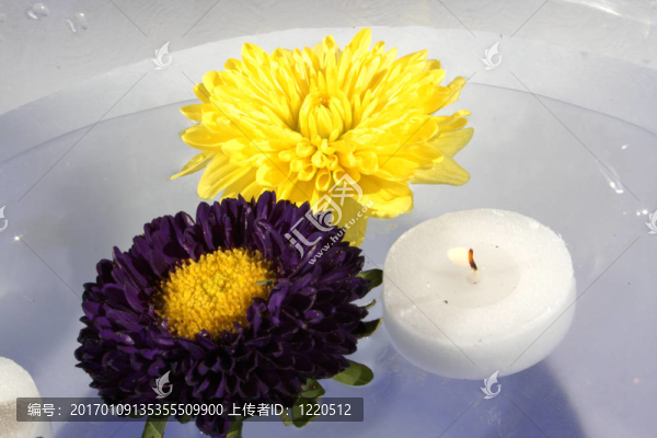 鮮花和蠟燭