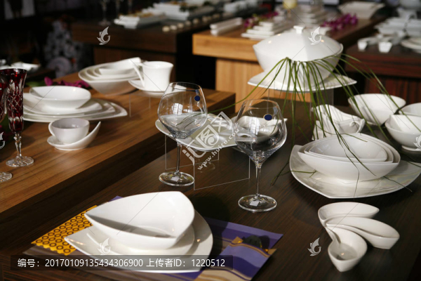 讓我們殺死巨大的