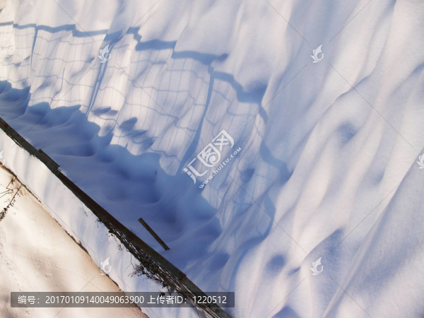 雪的抽象-匯圖網(wǎng) www.fosd68.com 雪的抽象