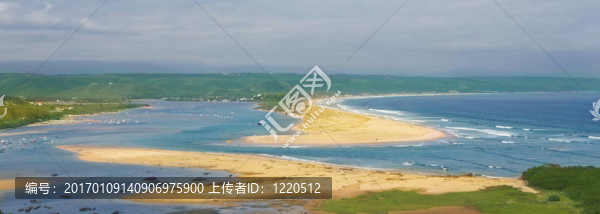 在普萊滕貝格灣海灘上的陰天