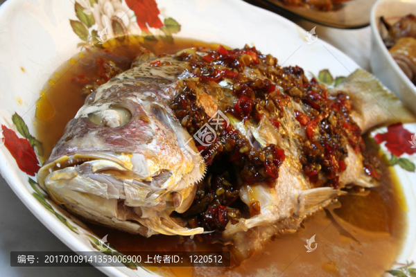 板上的魚