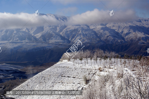 雪；Alamut；安裝；巖石；城堡；冬季；山