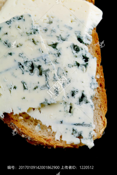 藍(lán)紋奶酪三明治-匯圖網(wǎng) www.fosd68.com 藍(lán)紋奶酪三明治