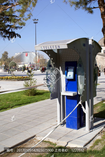 Turk的公共電話