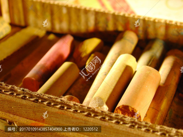 老粉彩-匯圖網(wǎng) www.fosd68.com 老粉彩