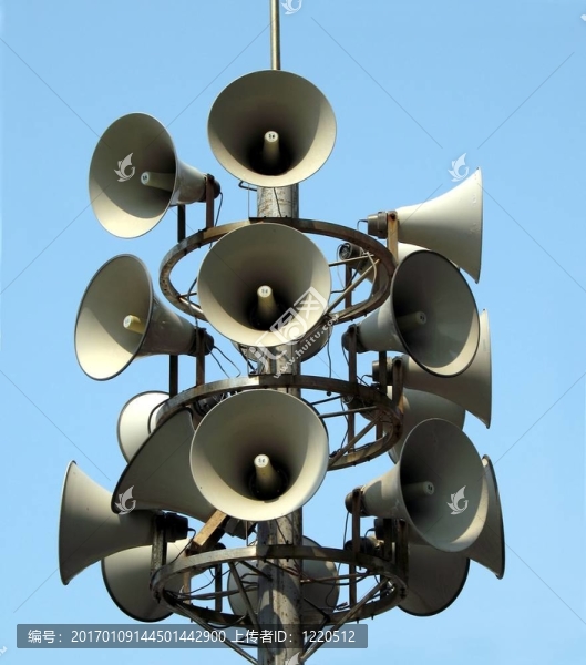 擴音器塔