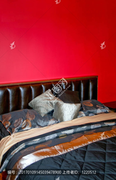 紅色的臥室