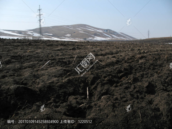 早春田野-匯圖網(wǎng) www.fosd68.com 早春田野