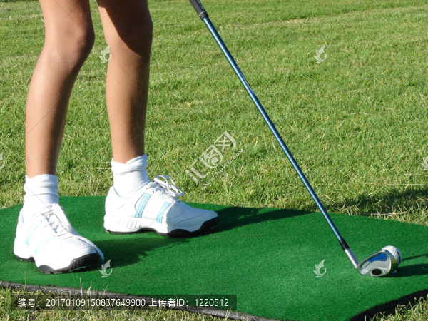 女孩的高爾夫球手