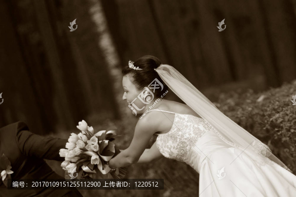 新婚夫婦