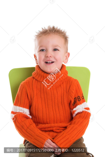 笑的小男孩