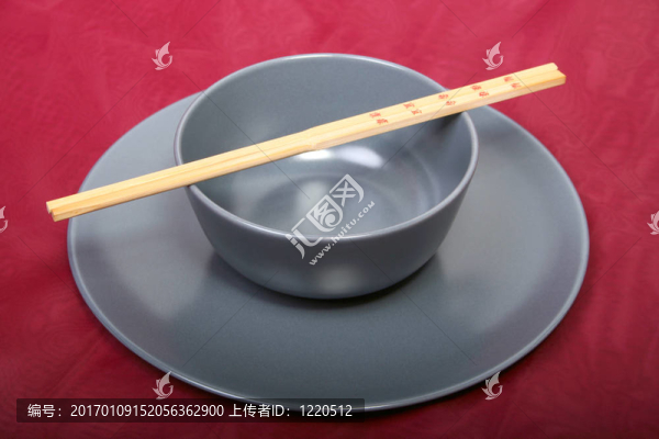碗和筷子