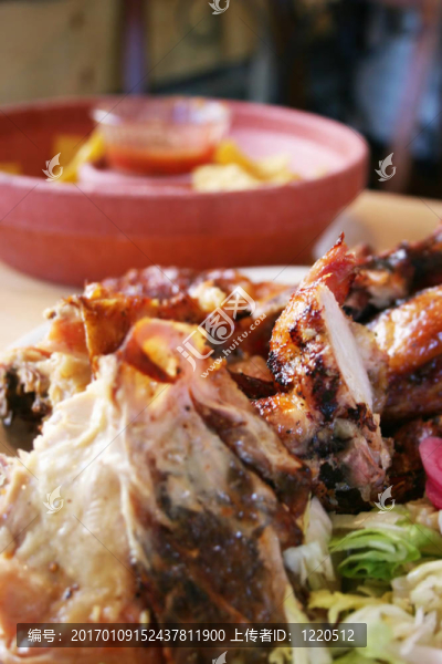 芯片；莎莎；雞