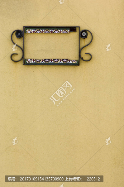 與空白平板門