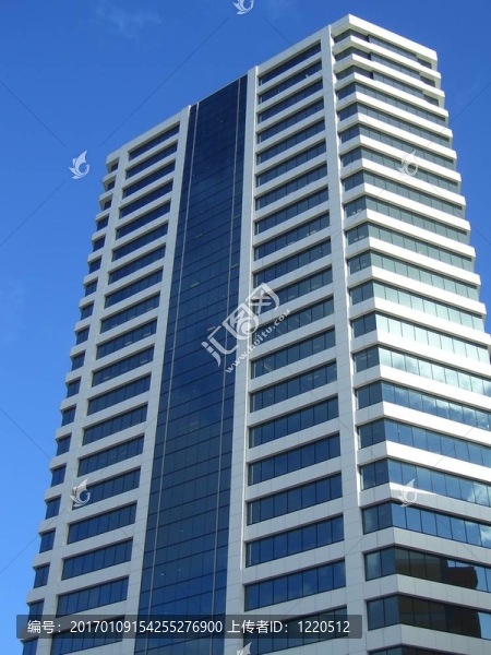 白色的玻璃建筑