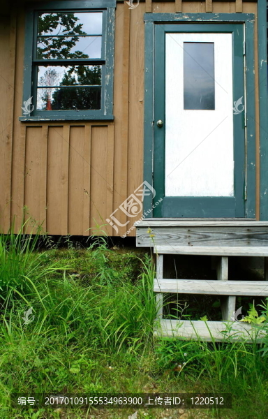 小屋的門(mén)