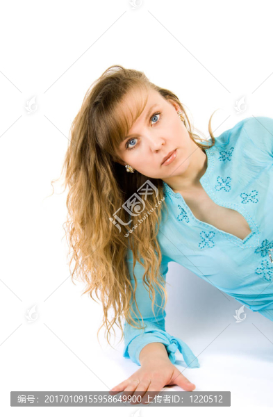 漂亮的年輕女性