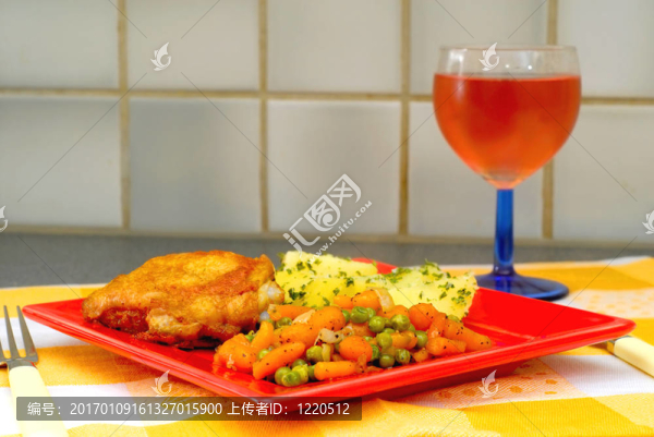 吃晚飯的時(shí)候