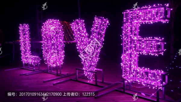 LOVE,愛