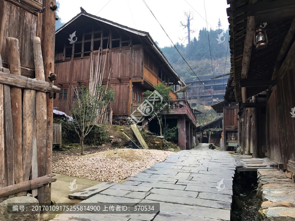 地筍苗寨
