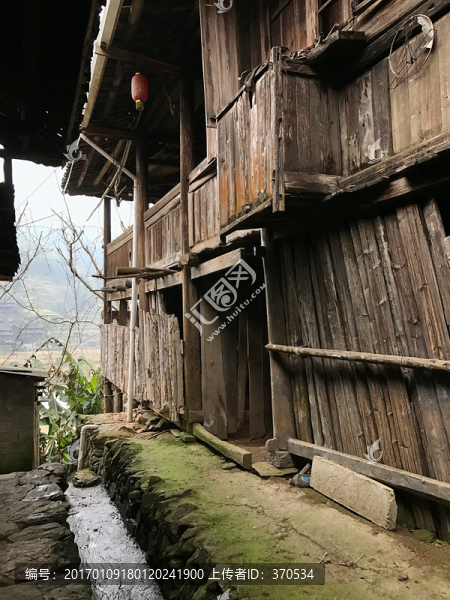 地筍苗寨