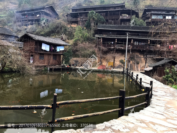 地筍苗寨