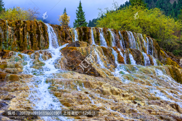 瀑布,黃龍秋色-匯圖網(wǎng) www.fosd68.com 瀑布,黃龍秋色