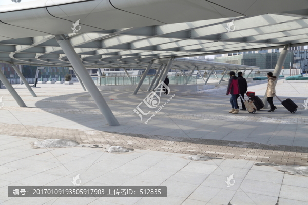呼和浩特東站