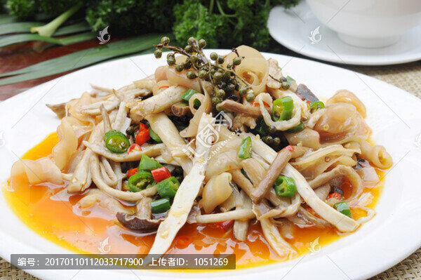 茶樹(shù)菇爆鵝腸