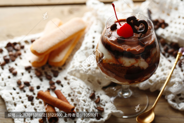 甜點(diǎn),提拉米蘇,糕點(diǎn)