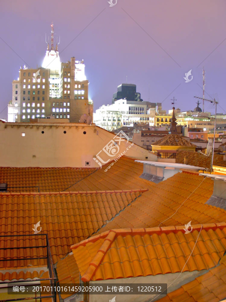 馬德里的屋頂-匯圖網(wǎng) www.fosd68.com 馬德里的屋頂