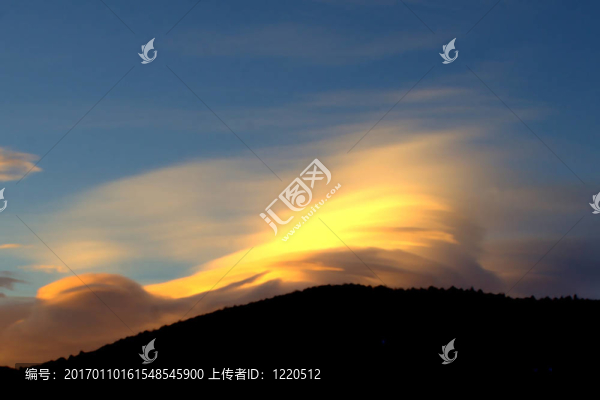 山上的日出