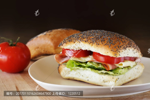 火腿芝士三明治