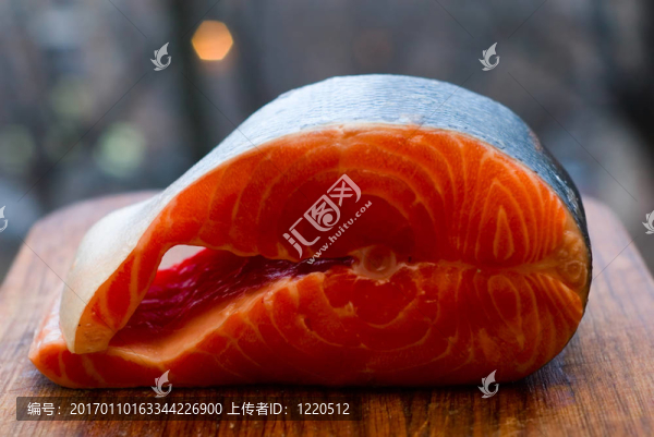 新鮮紅鮭魚