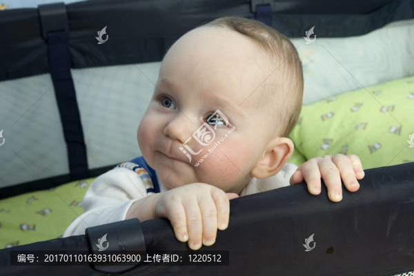 幸運(yùn)和快樂(lè)的寶貝