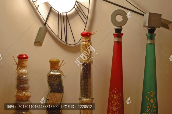 排裝飾瓶