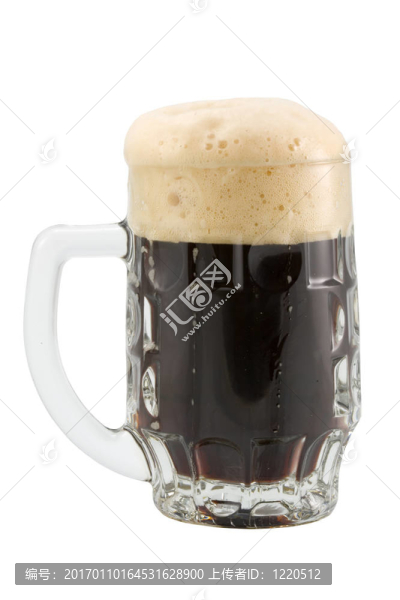 一杯黑啤酒