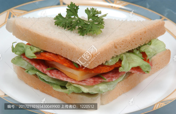 新鮮的三明治-匯圖網(wǎng) www.fosd68.com 新鮮的三明治
