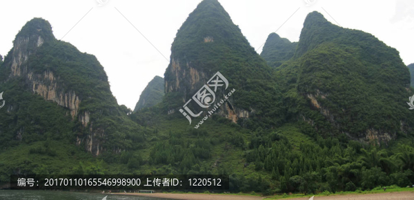 對漓江的叢林山區(qū)的細(xì)節(jié)；桂林；中國；全景