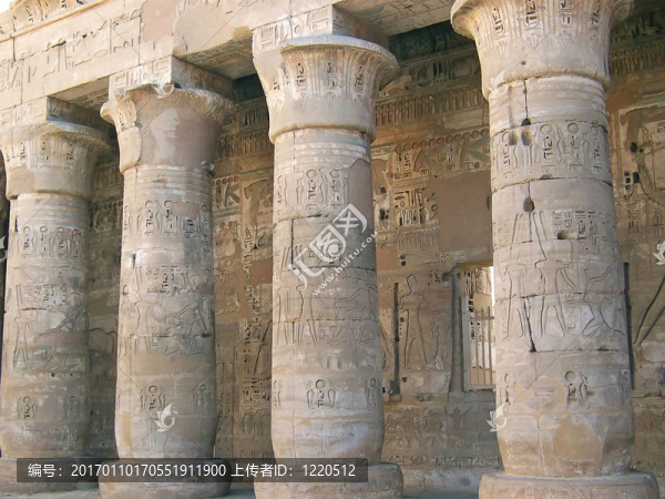在拉美西斯三寺culumns象形文字；Medinet,Habou；Louxor；埃及