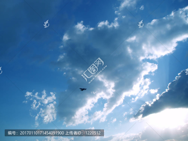 天空中的古代飛機(jī)