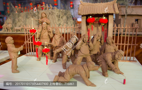 放爆竹,泥塑